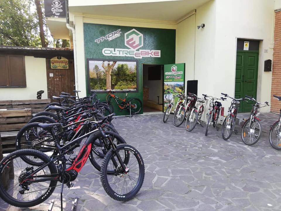 Hotel Clementi Salice Terme Bagian luar foto